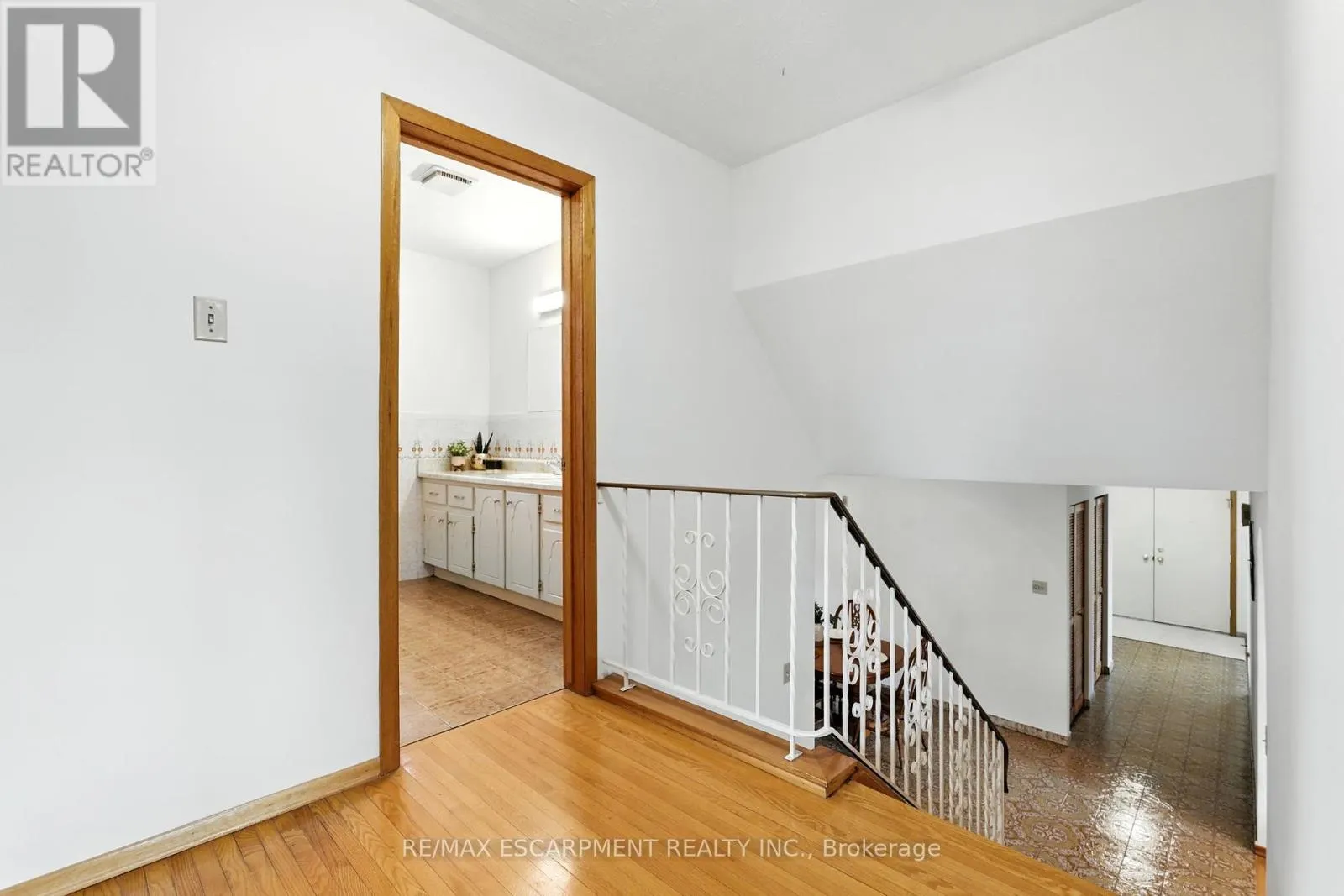 100 TAYMALL STREET