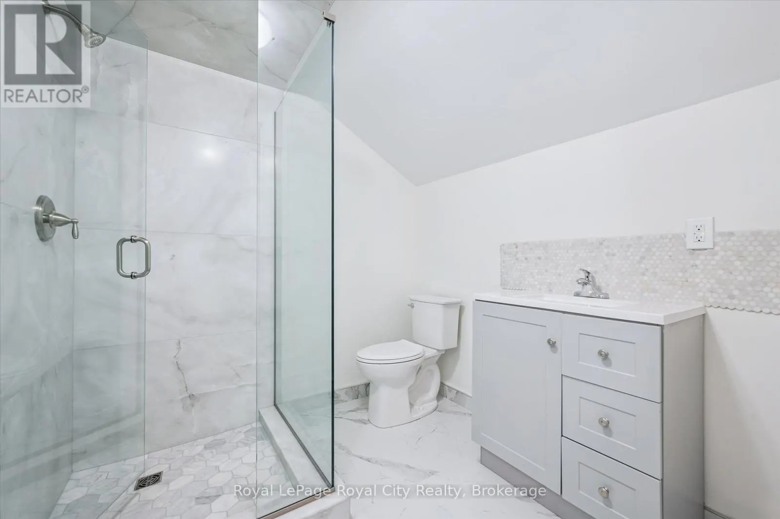 A - 131 METCALFE STREET, #A