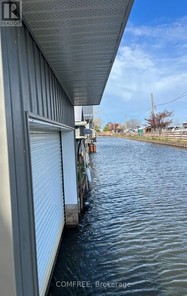 40 REAR ERIE BOULEVARD