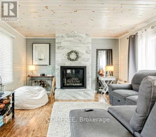40 REAR ERIE BOULEVARD