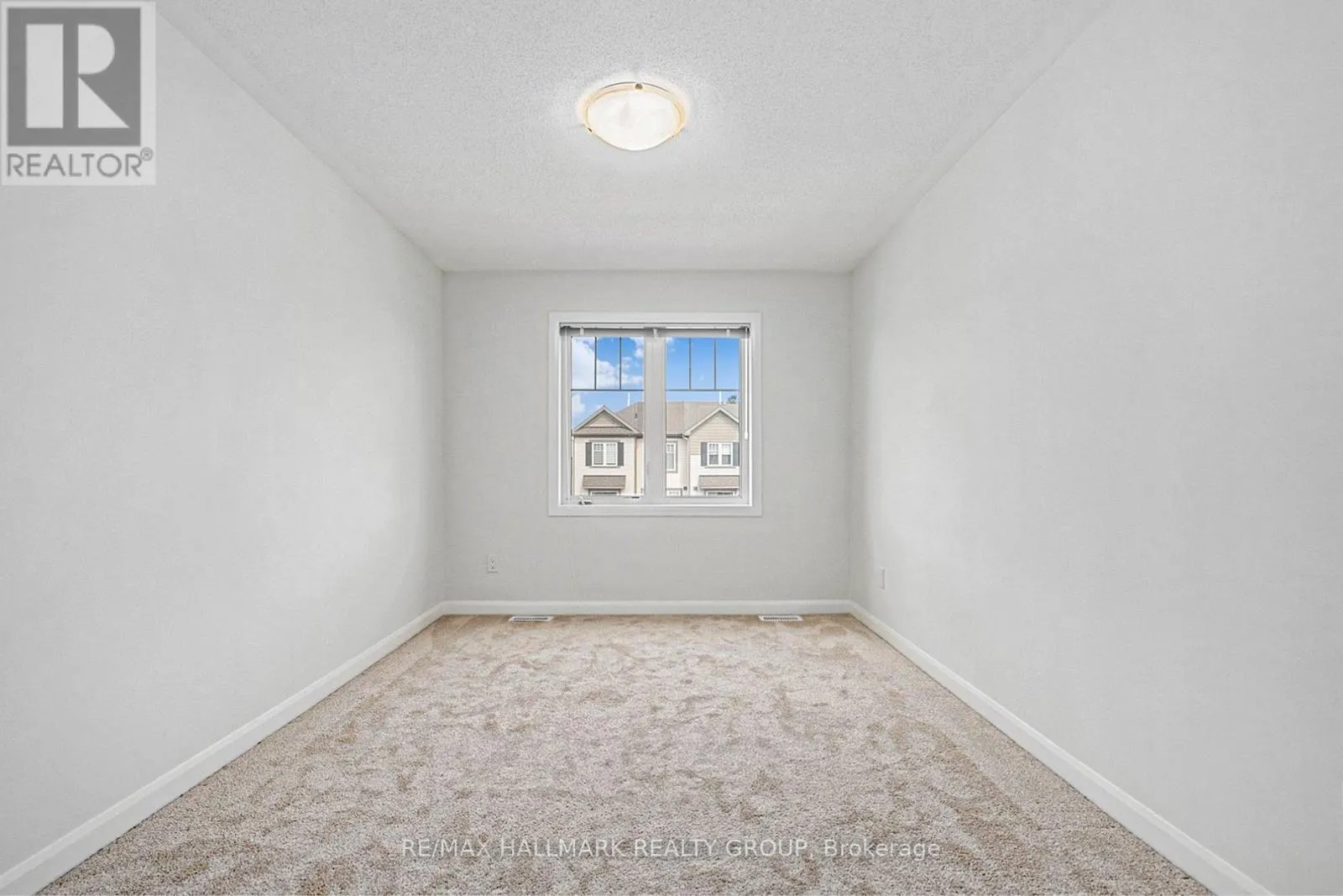 907 LIXNAW COURT