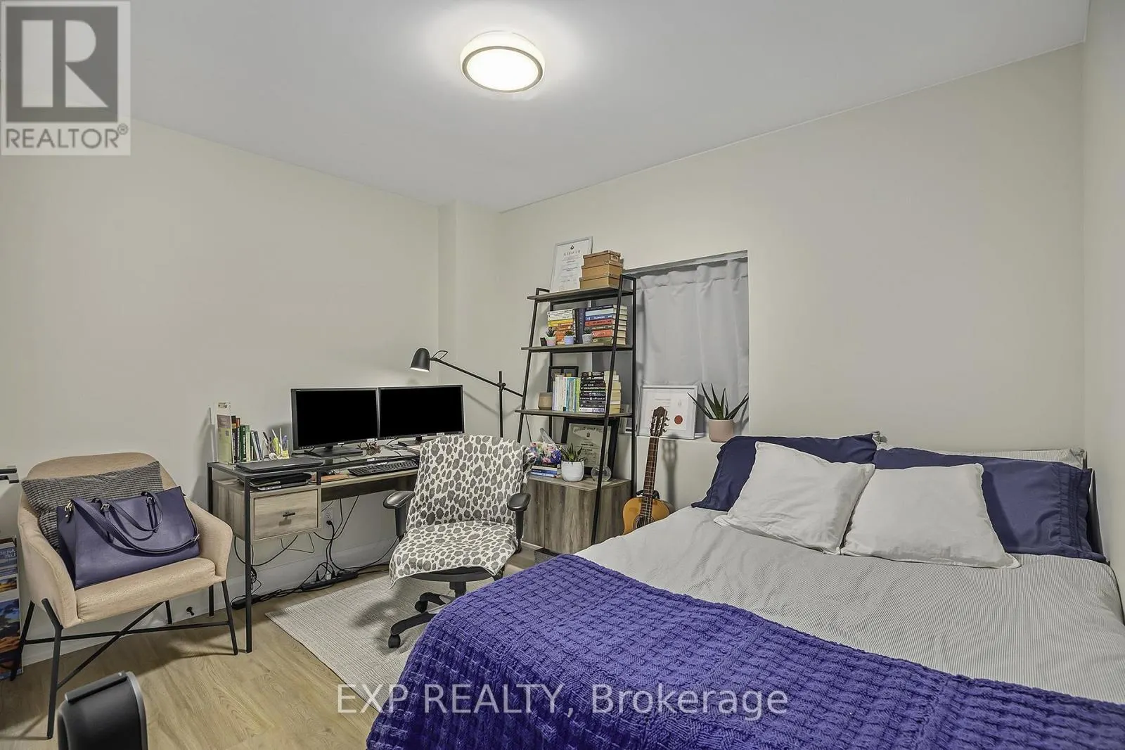B - 527 BROADHEAD AVENUE