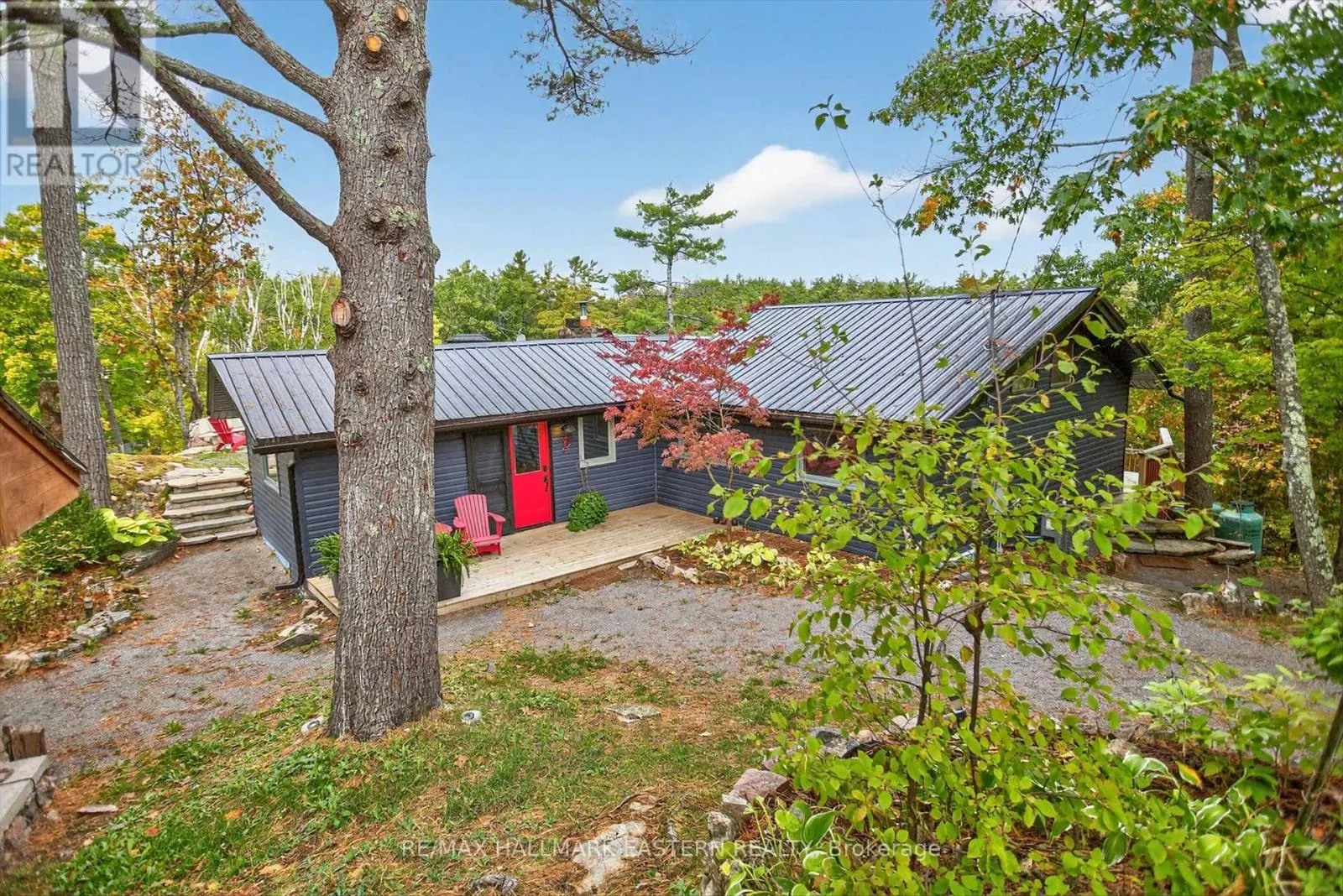 2712 CHANNEL VIEW LANE