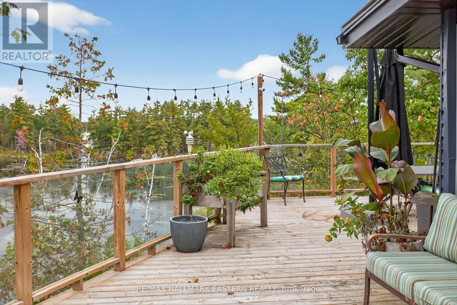 2712 CHANNEL VIEW LANE