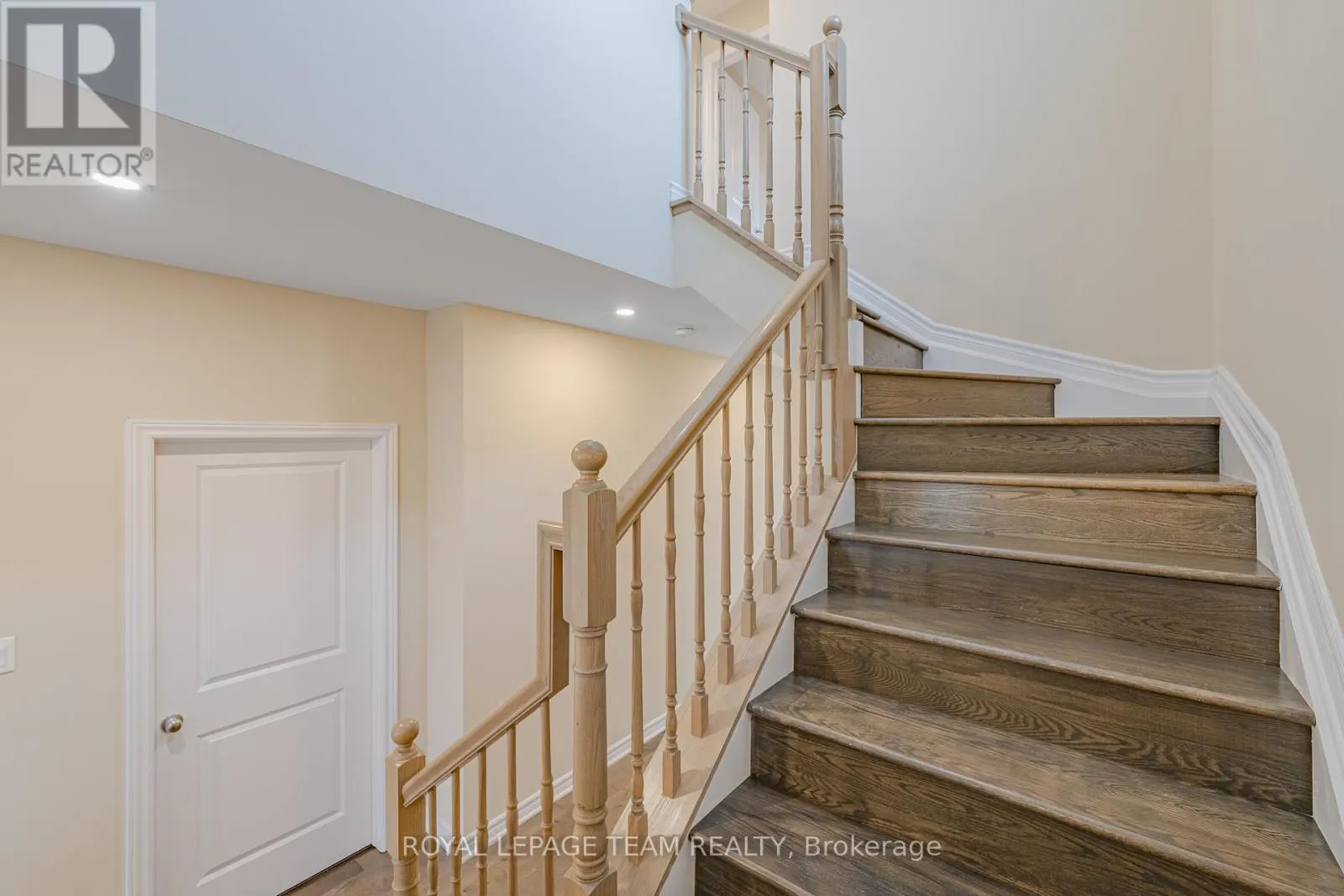 2522 WATERLILLY WAY