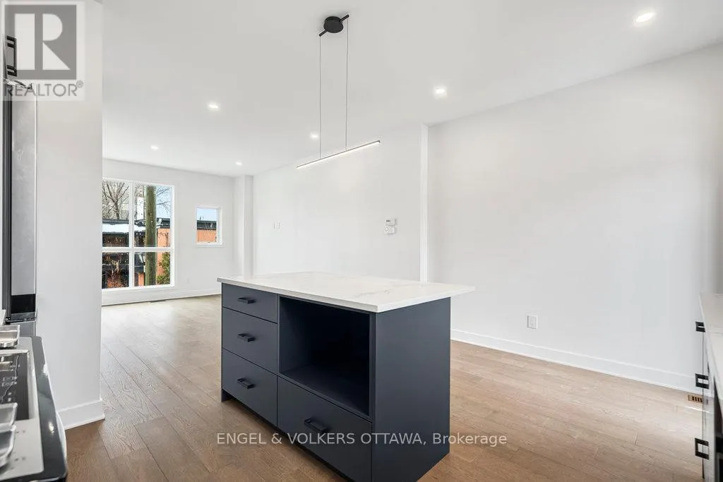 73 PARENT AVENUE