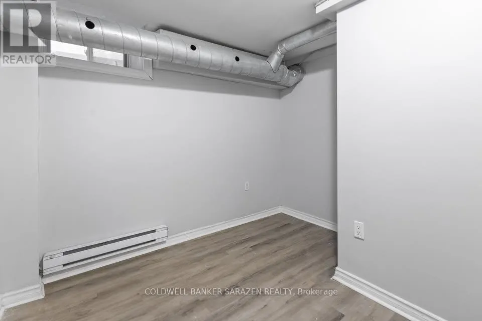 4 - 140 OSGOODE STREET