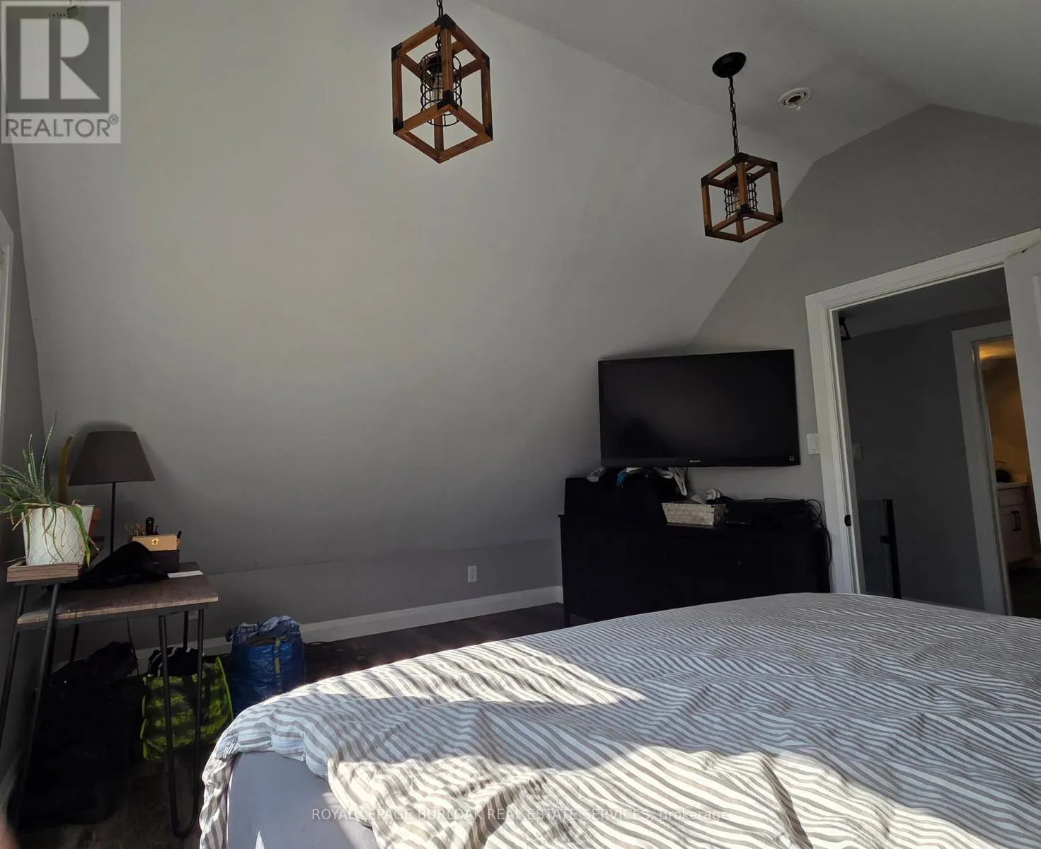 1 - 16 CEDAR AVENUE