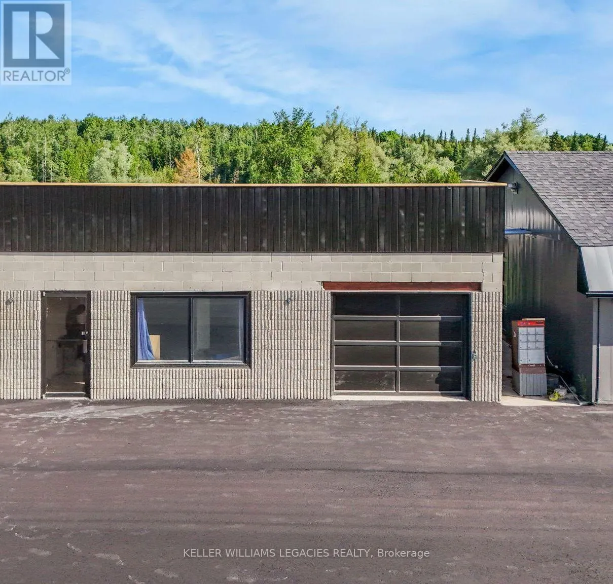 2 - 506195 HIGHWAY 89