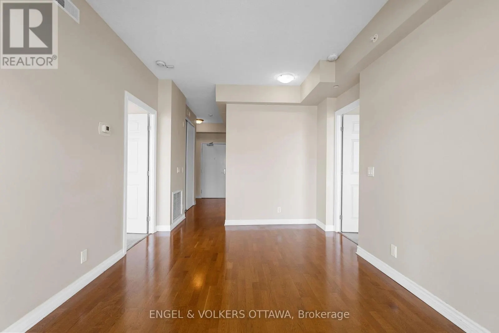 611 - 100 ISABELLA STREET