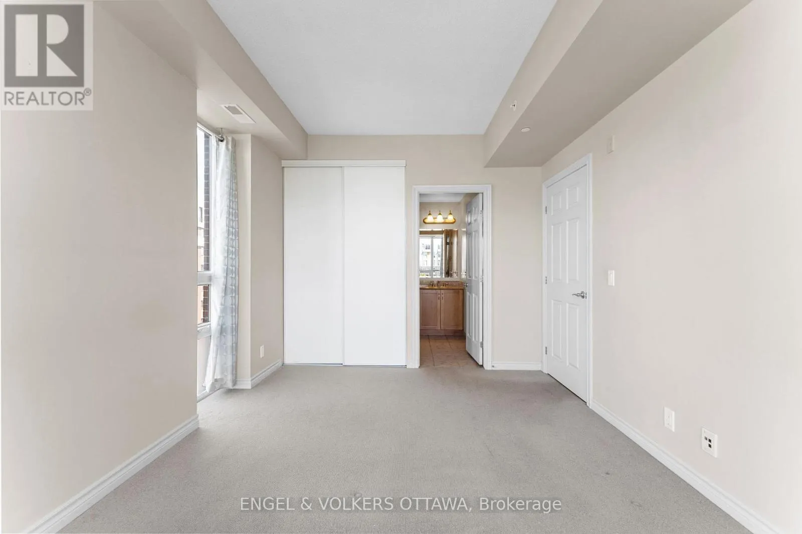 611 - 100 ISABELLA STREET