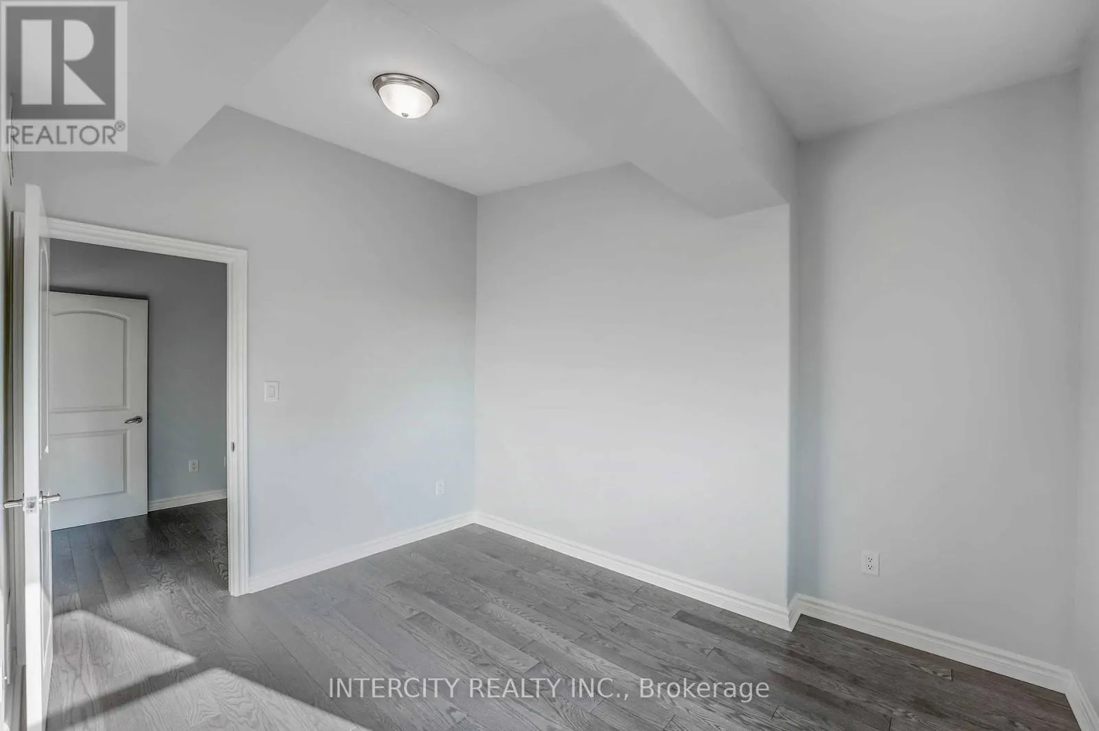306 - 6928 AILANTHUS AVENUE E
