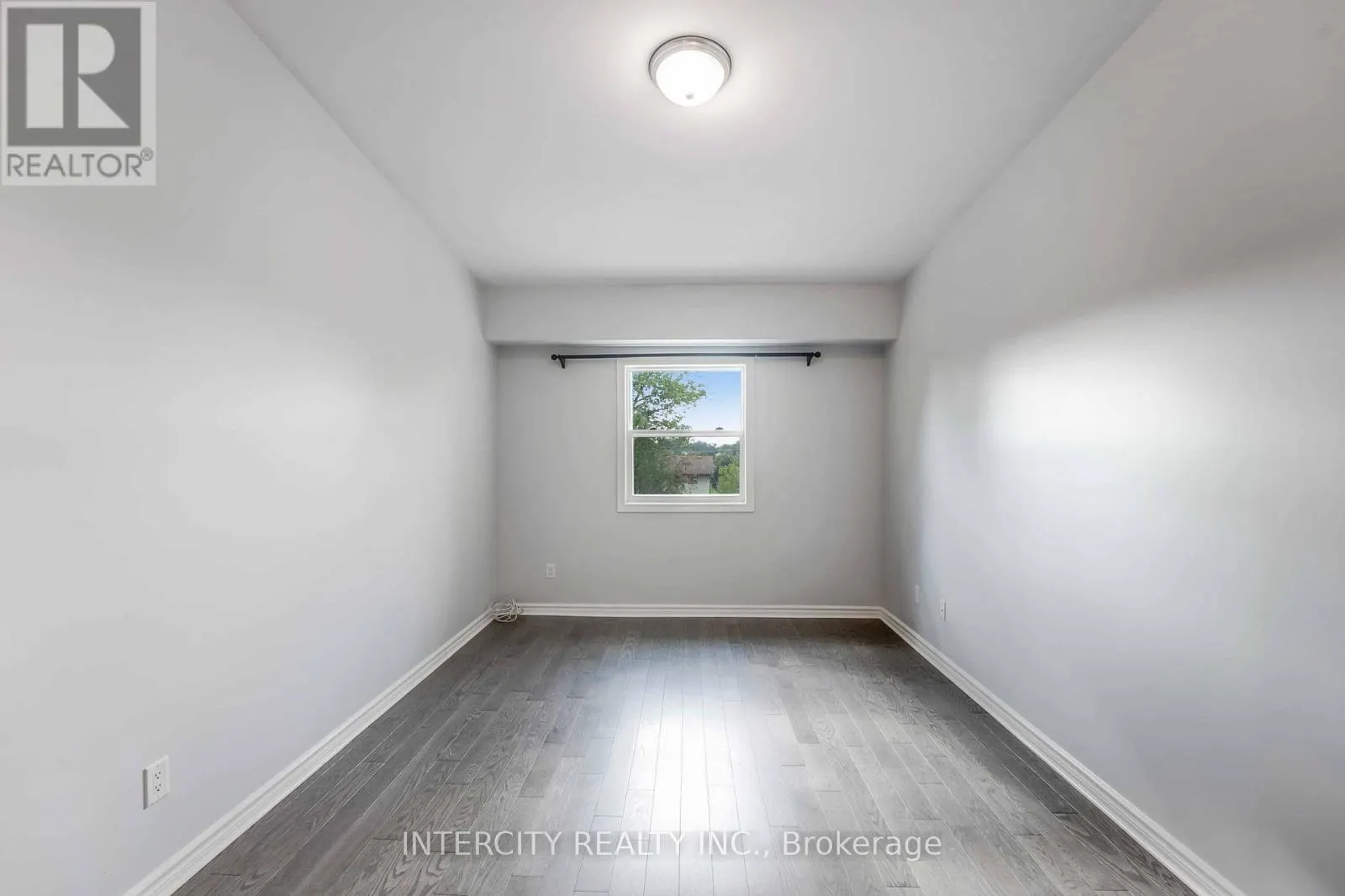 306 - 6928 AILANTHUS AVENUE E