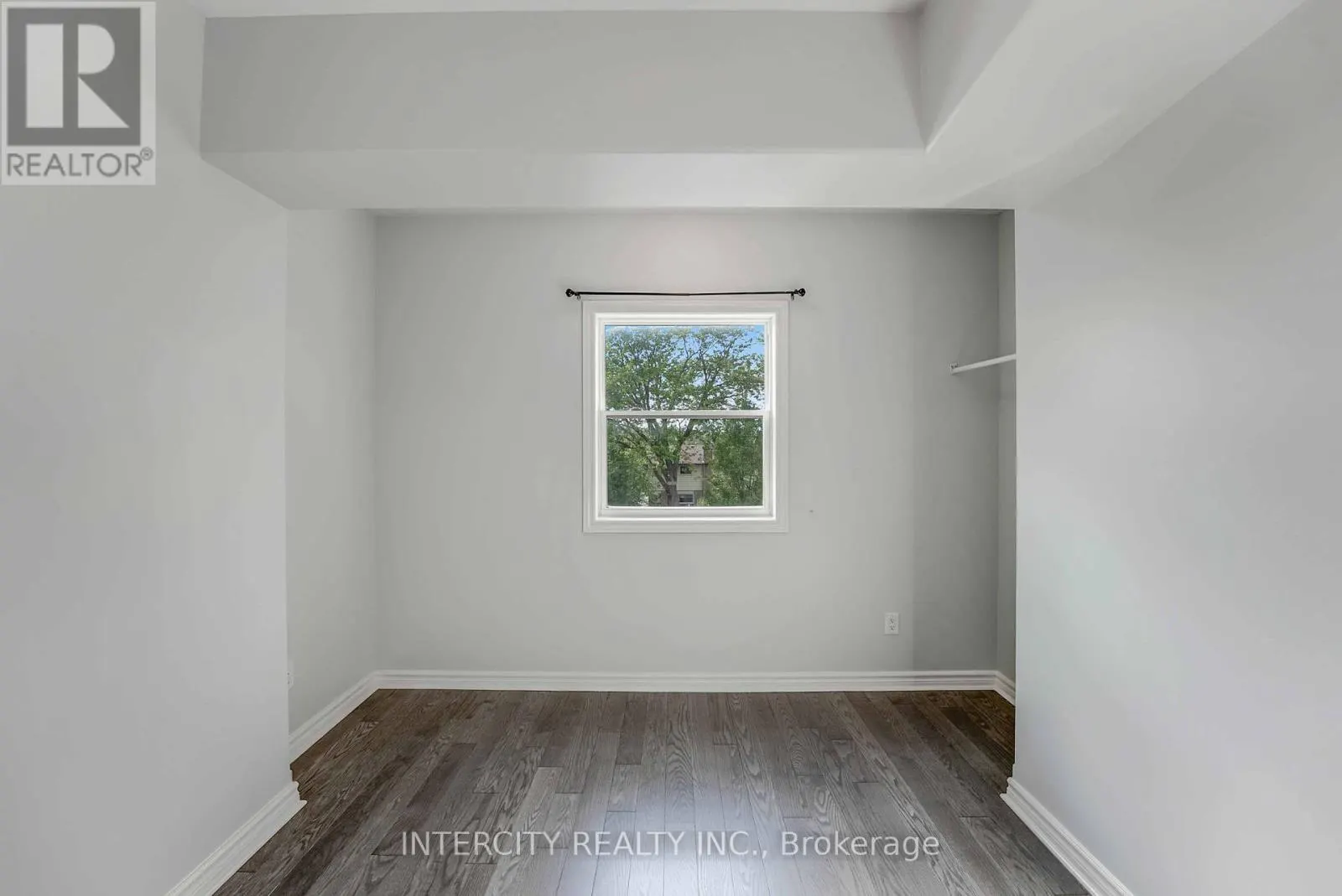 306 - 6928 AILANTHUS AVENUE E