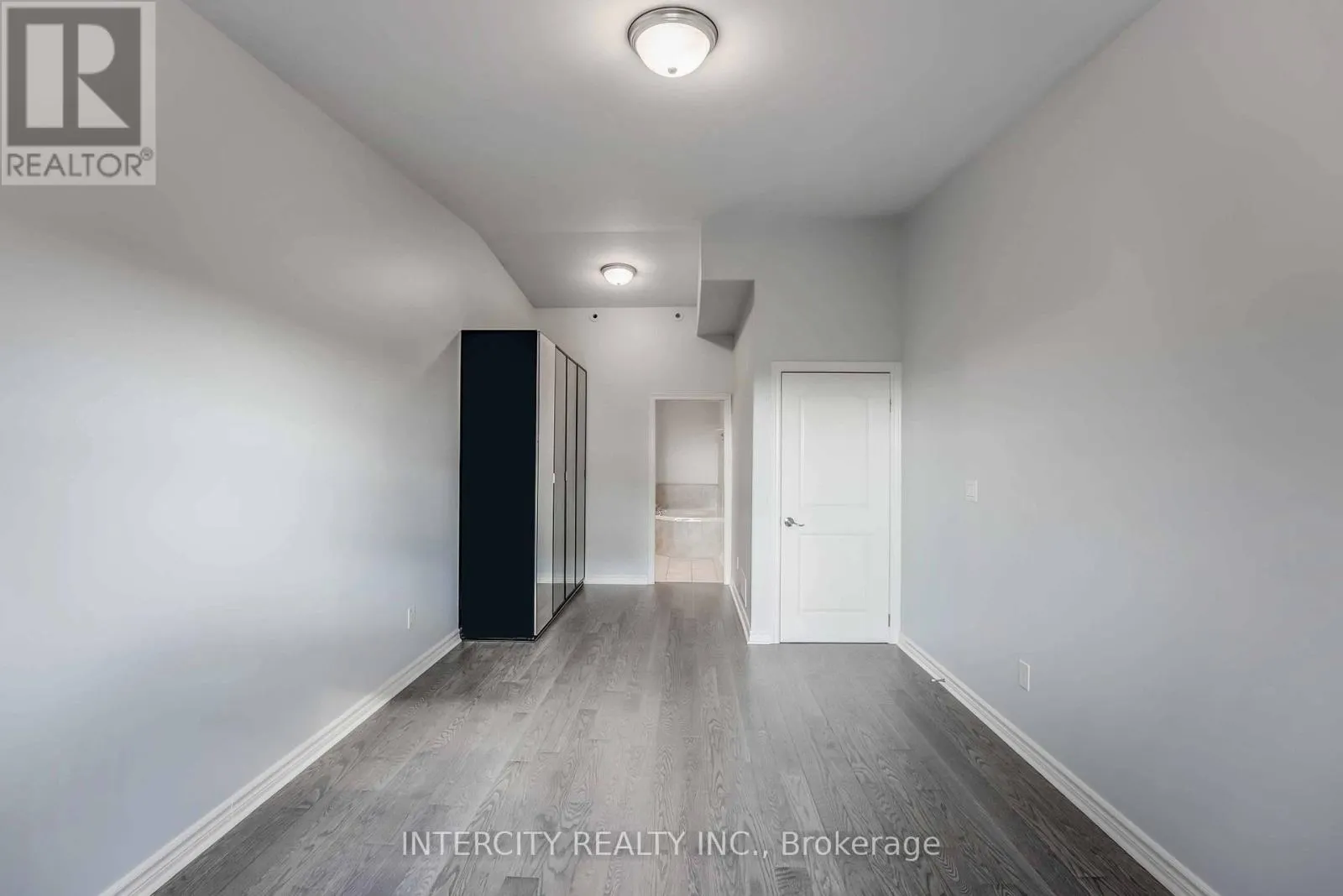 306 - 6928 AILANTHUS AVENUE E
