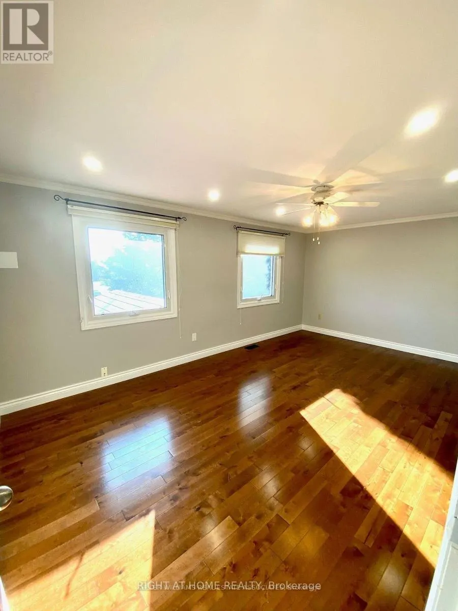 UPPER - 112 DOWNEY ROAD