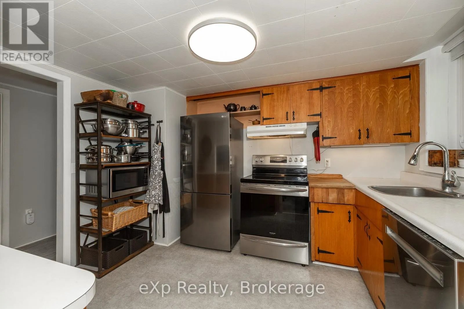 780 CONCESSION 2