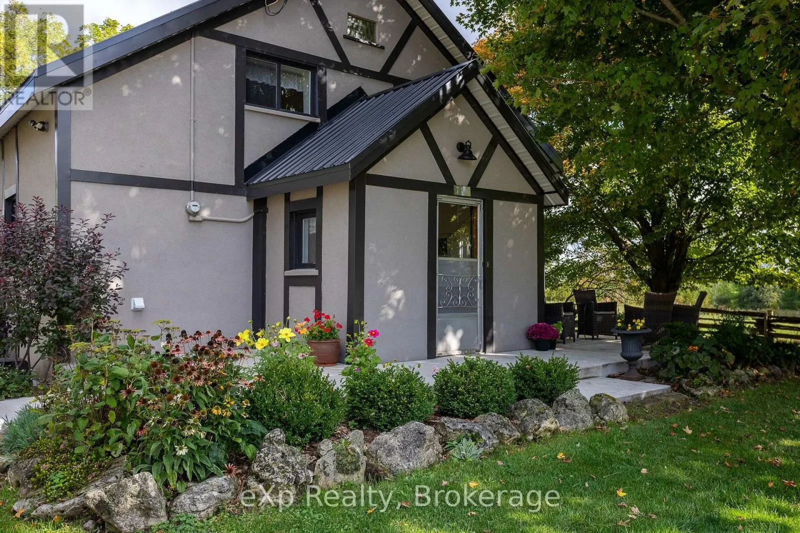 780 CONCESSION 2