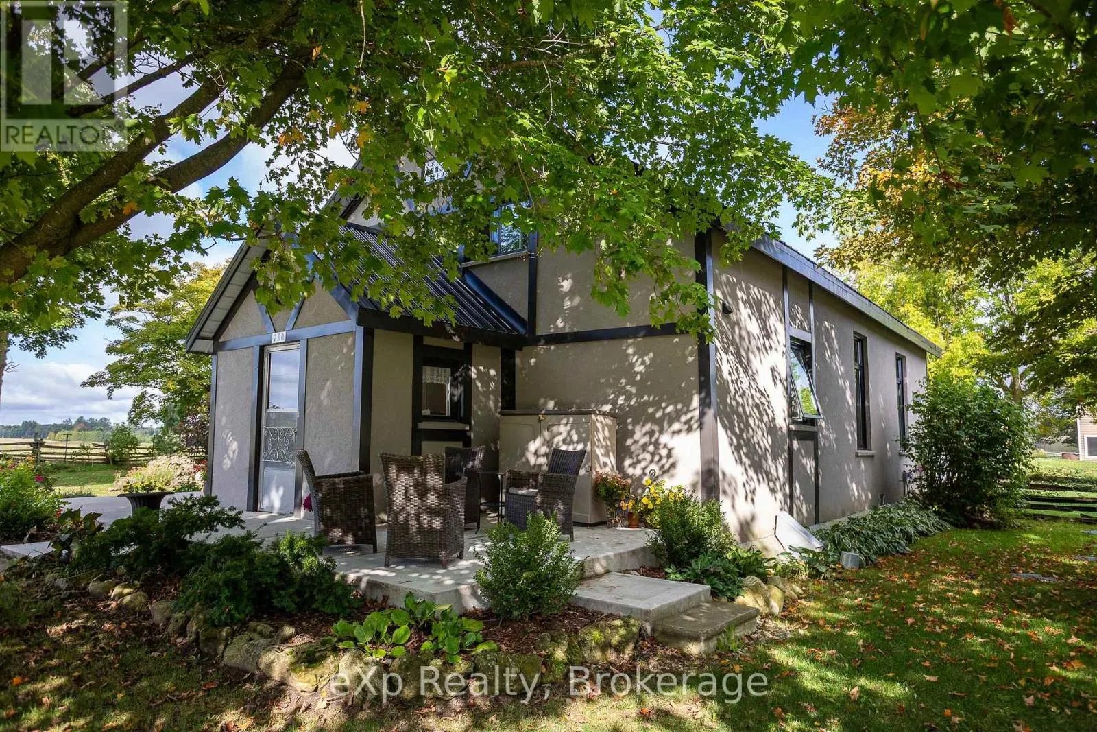 780 CONCESSION 2