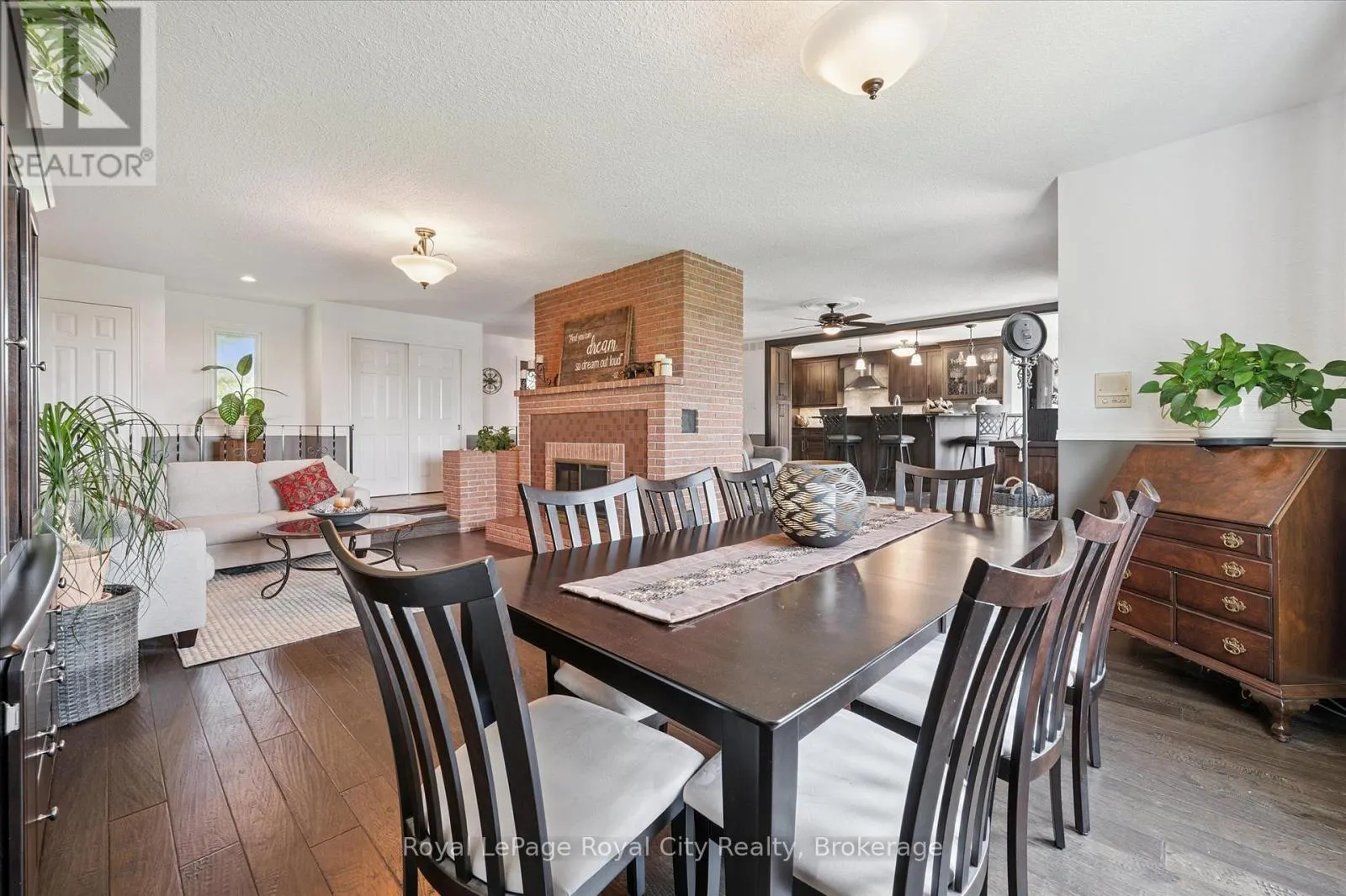 5072 WELLINGTON RD 32 ROAD