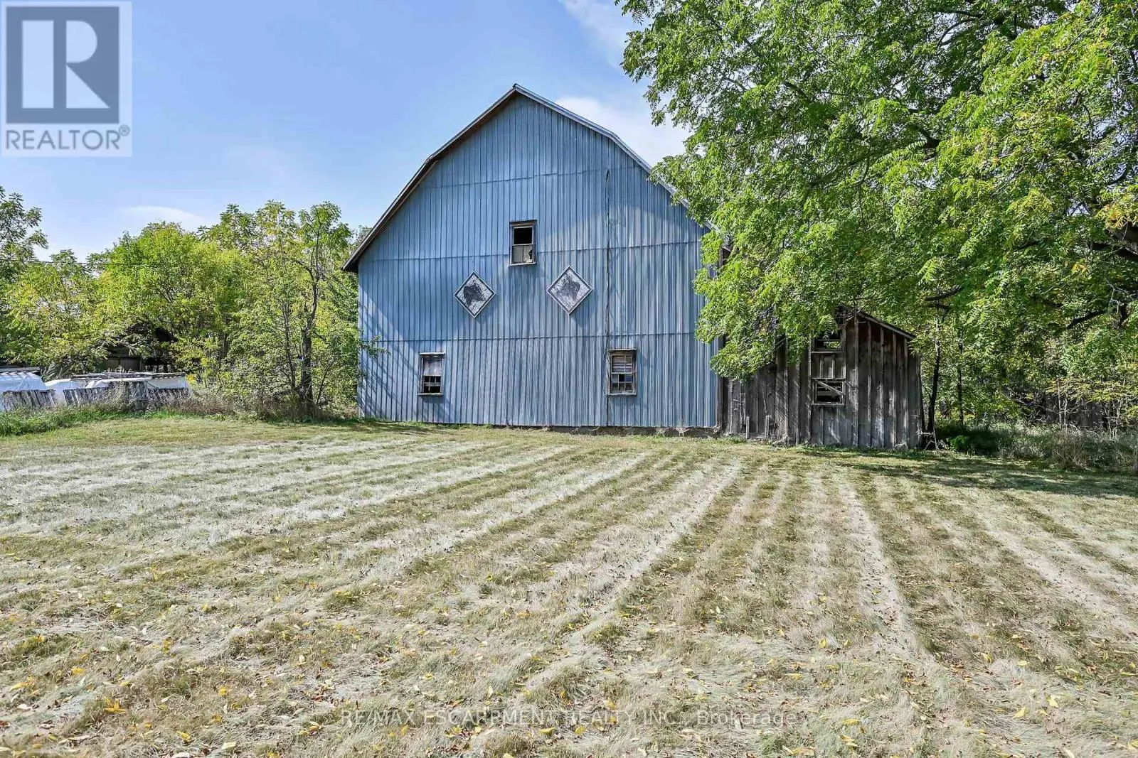 2429 COUNTY LINE