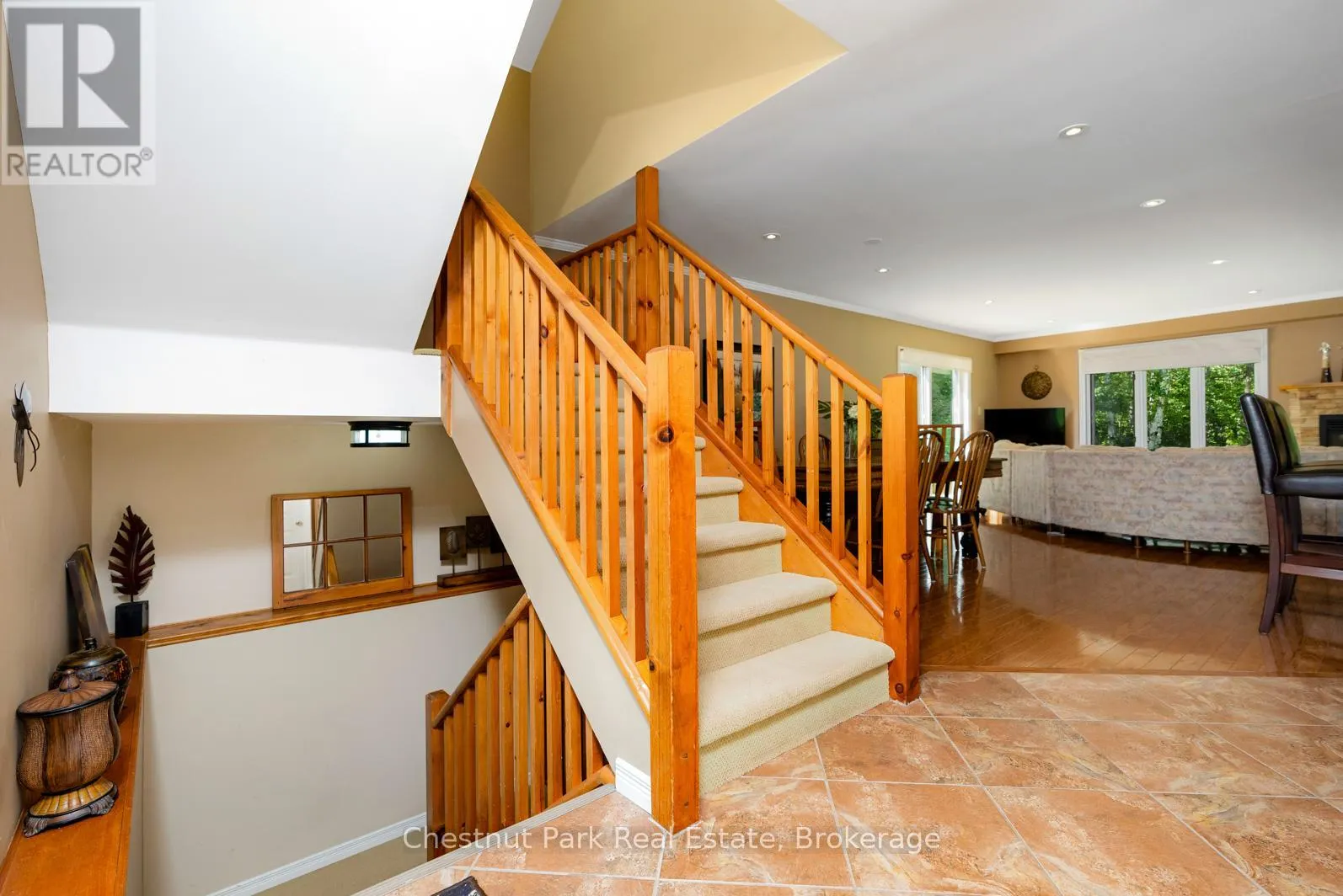 110 LAURIE'S COURT