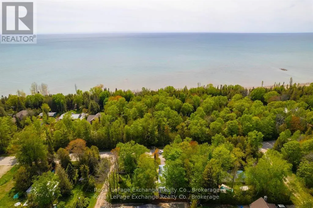 112 HURON ROAD