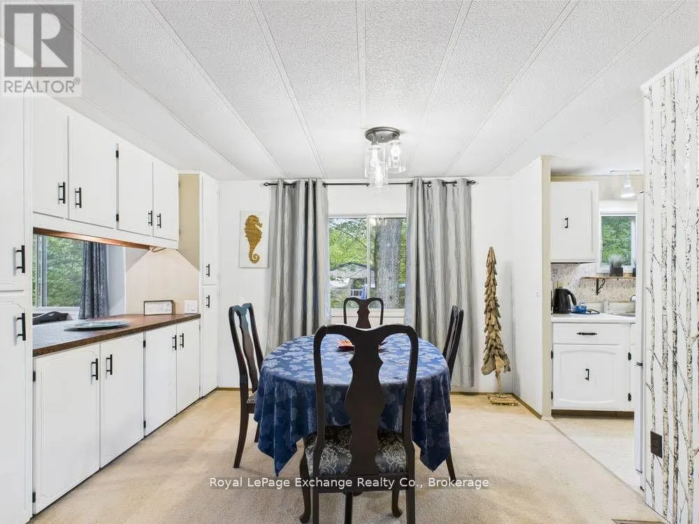 112 HURON ROAD