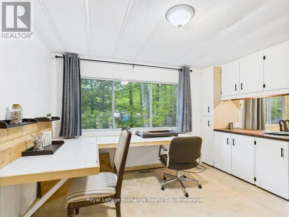 112 HURON ROAD