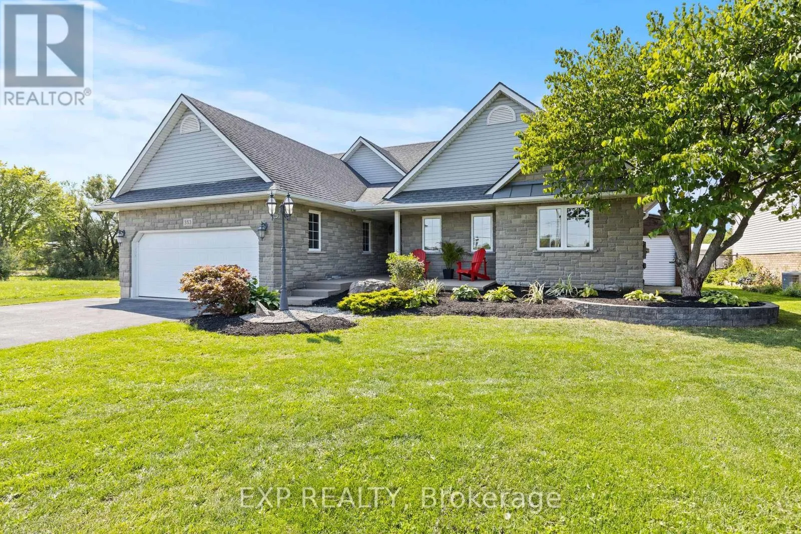 353 SOUTH PELHAM ROAD