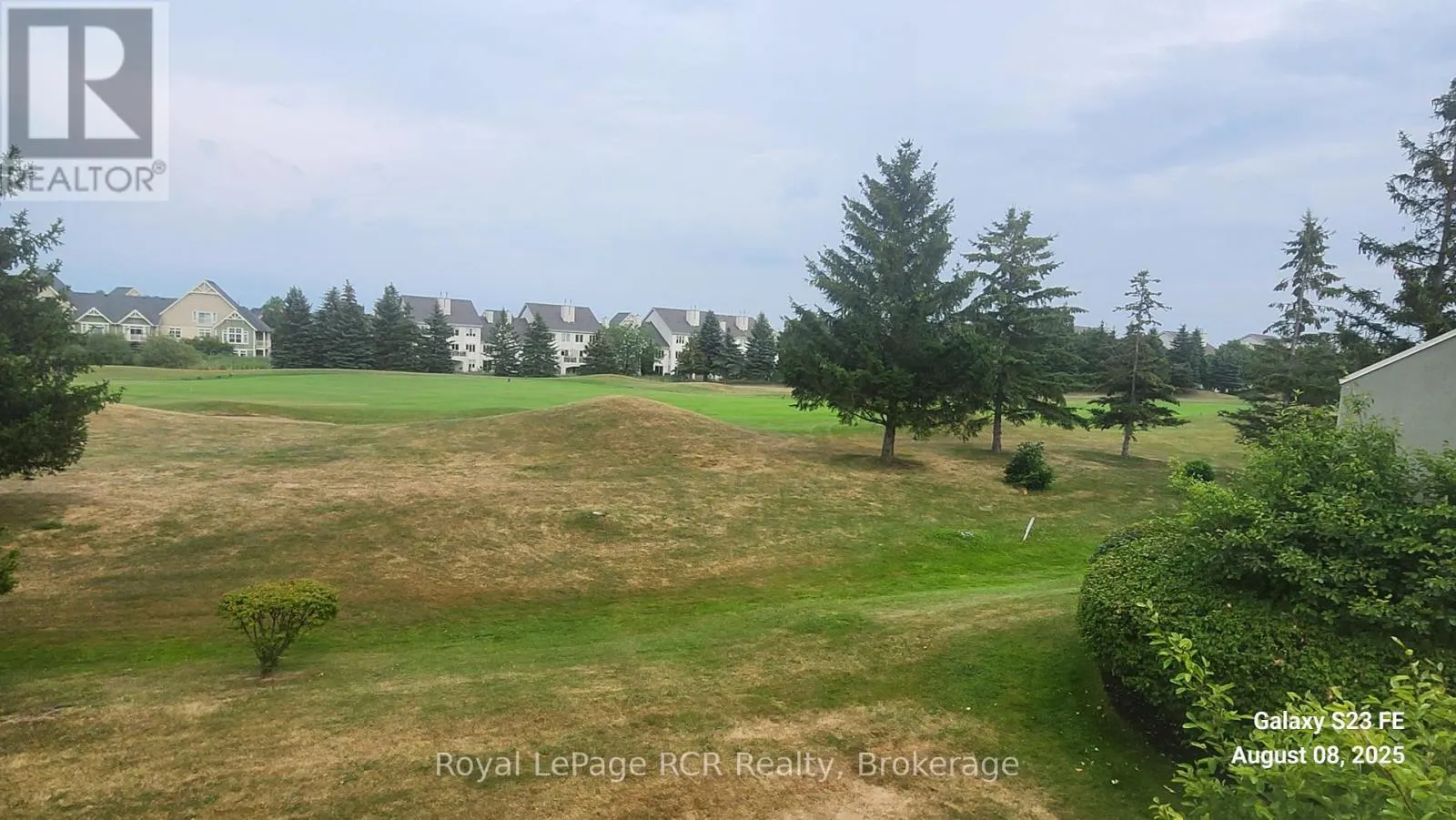 220 - 107 WINTERGREEN PLACE, #220