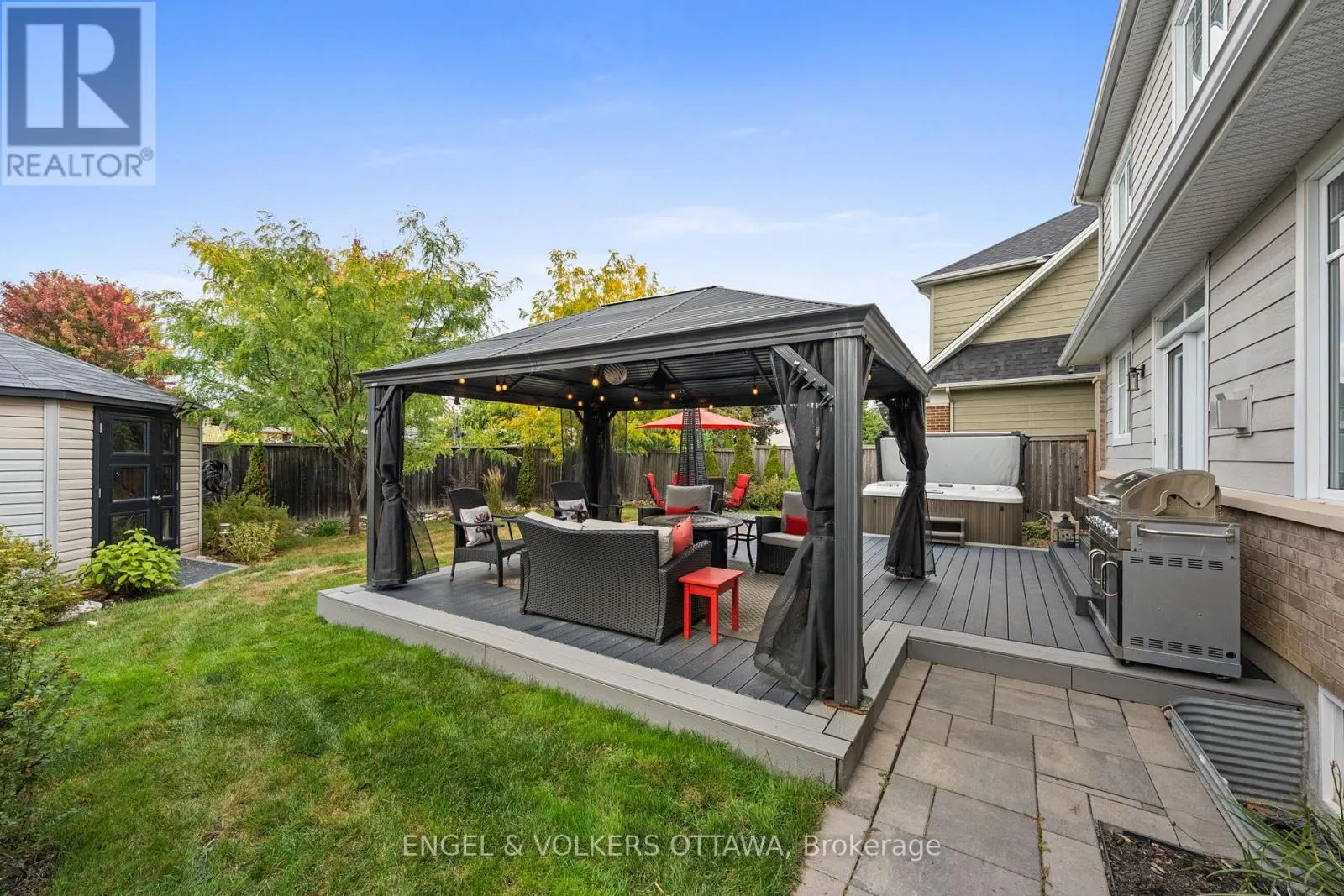 511 ERINWOODS CIRCLE