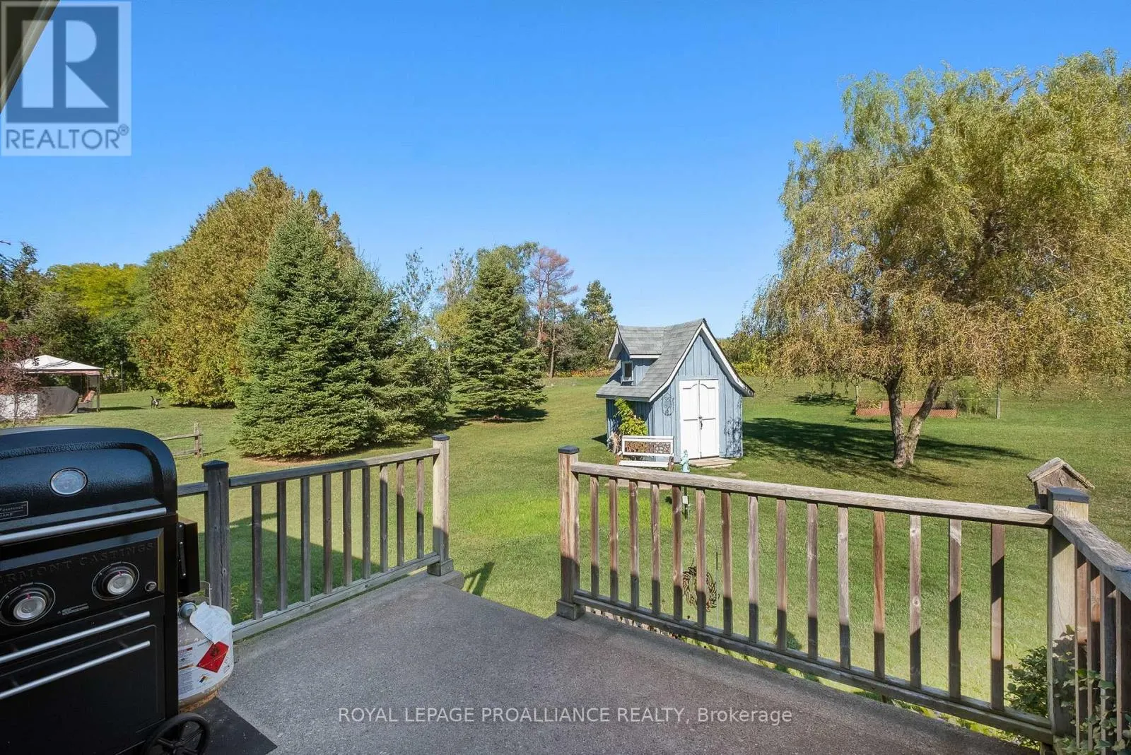 2535 CASTLEHILL DRIVE