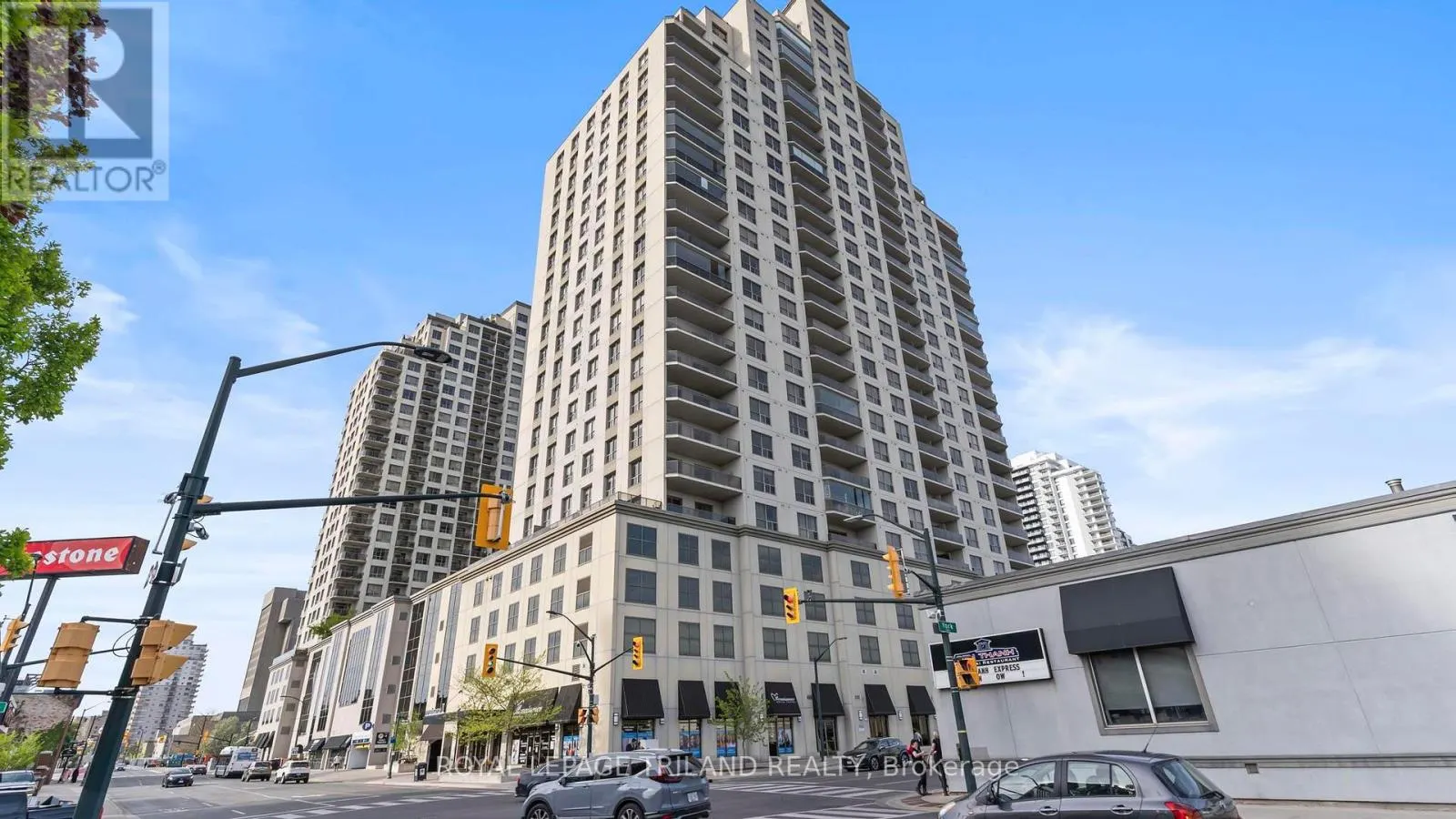2303 - 330 RIDOUT STREET N, #2303