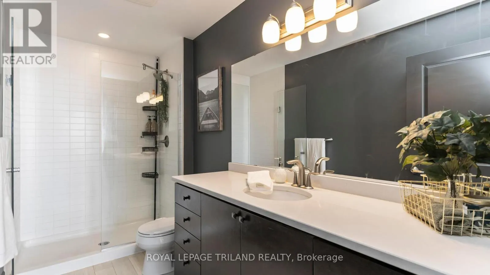 2303 - 330 RIDOUT STREET N, #2303