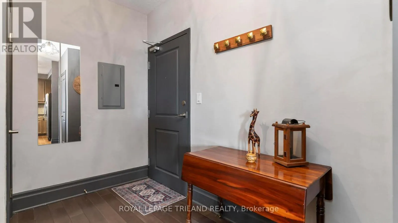 2303 - 330 RIDOUT STREET N, #2303