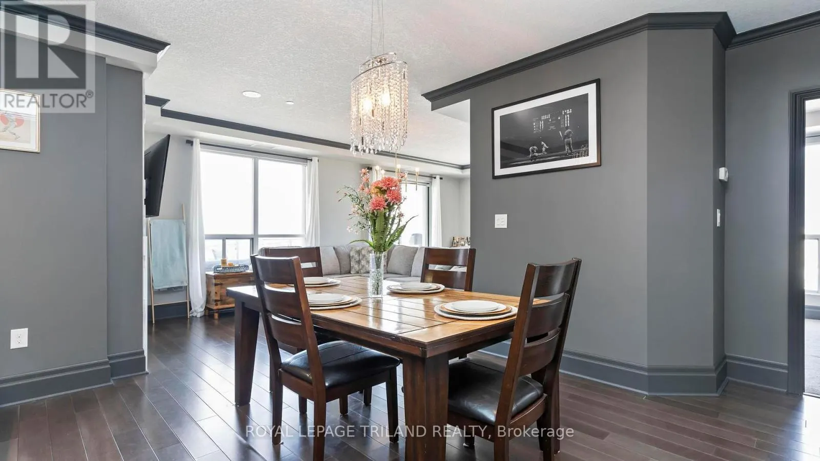 2303 - 330 RIDOUT STREET N, #2303