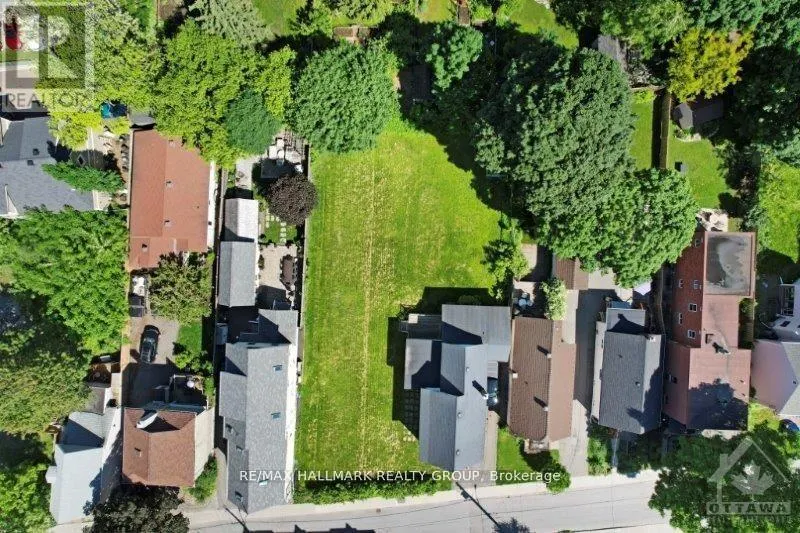 WEST SIDE - 67 SPRINGHURST AVENUE