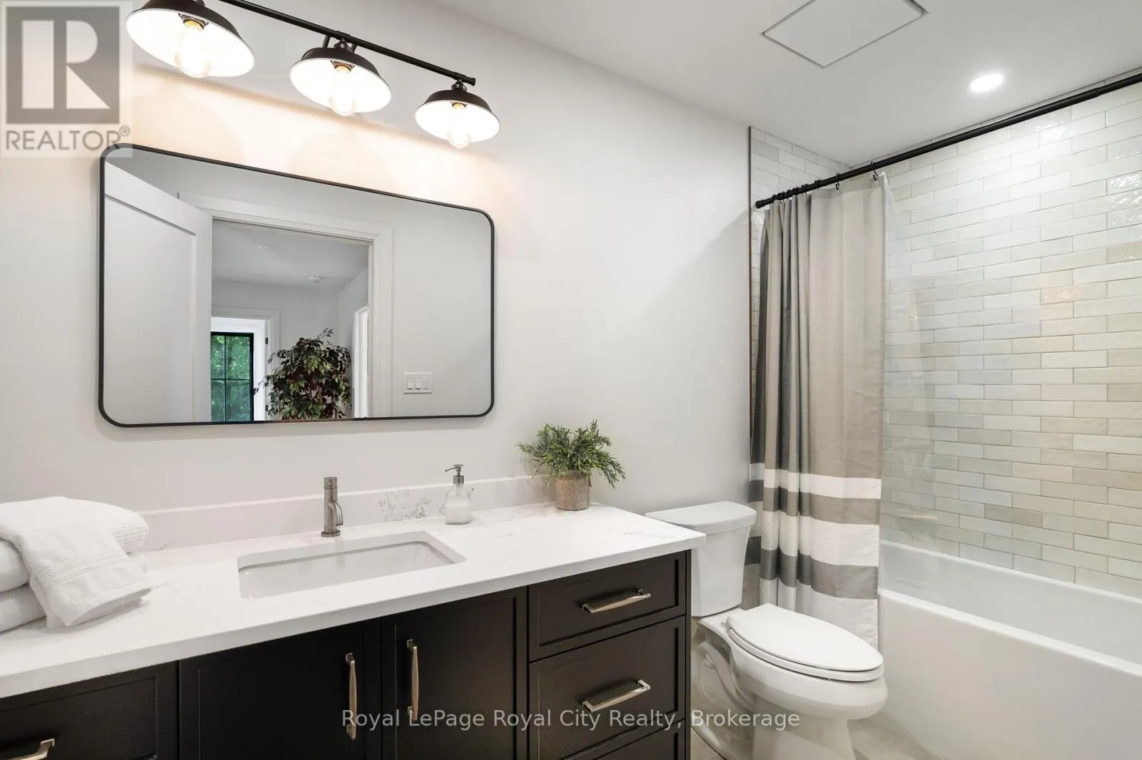 7221 WELLINGTON 21 ROAD