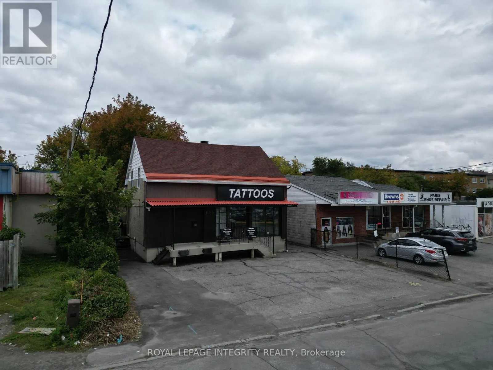 605 CENTER STREET
