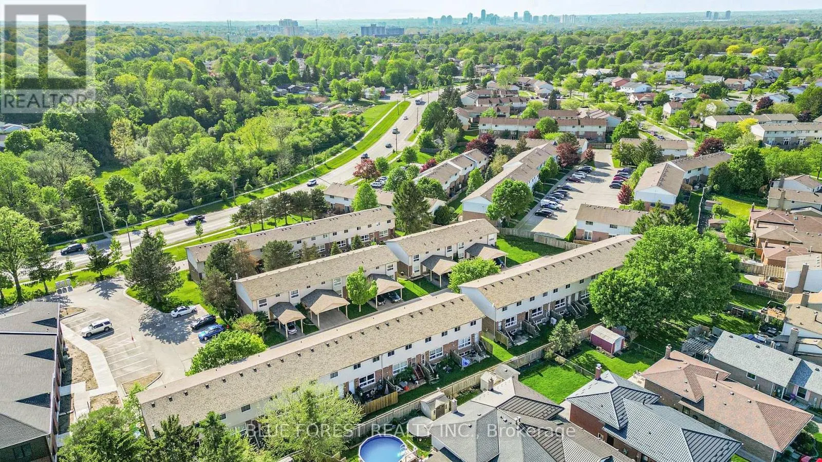 15 - 450 POND MILLS ROAD, #15