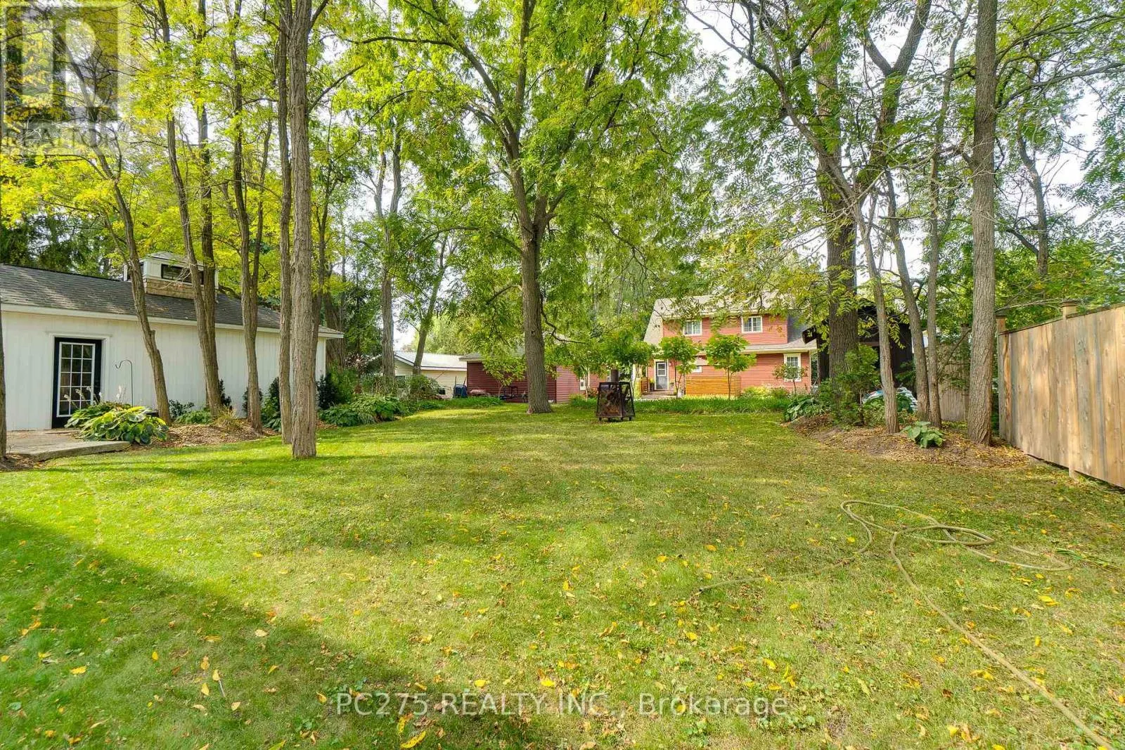 23 MACTAVESH CRESCENT