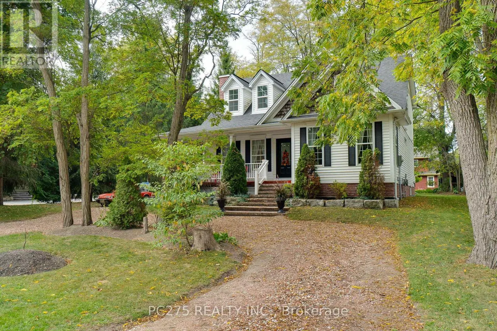 23 MACTAVESH CRESCENT