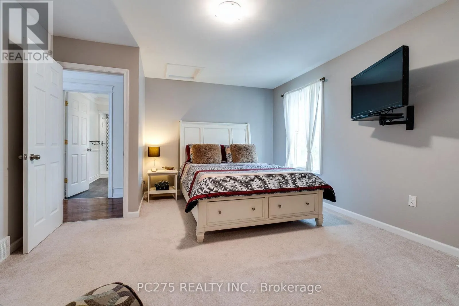 23 MACTAVESH CRESCENT