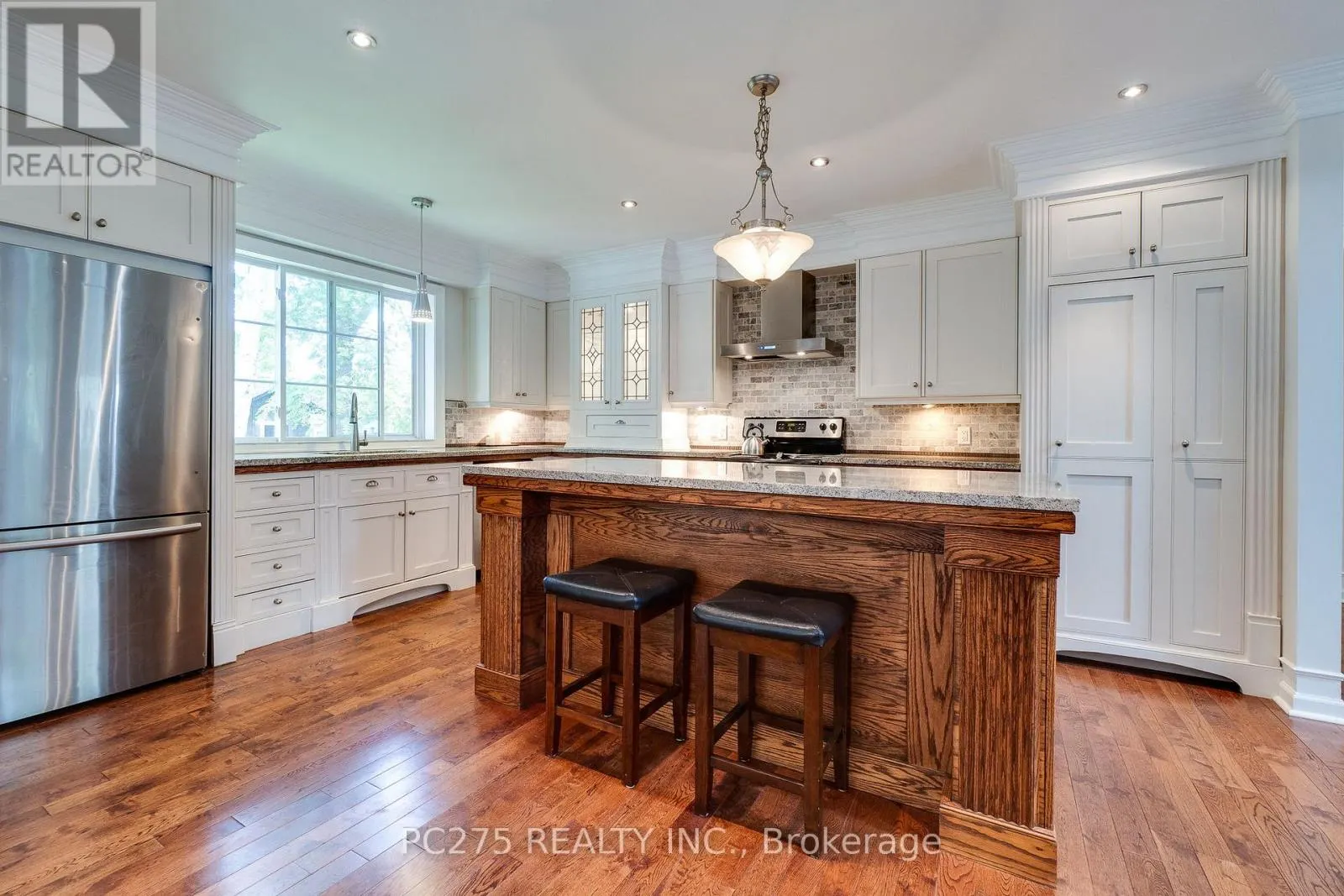 23 MACTAVESH CRESCENT