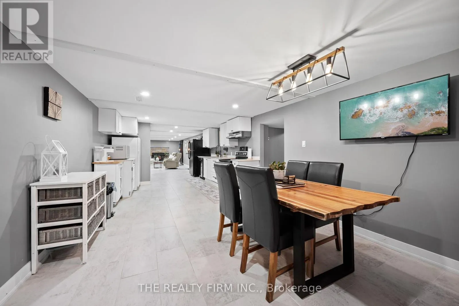 6898 SUNSET ROAD