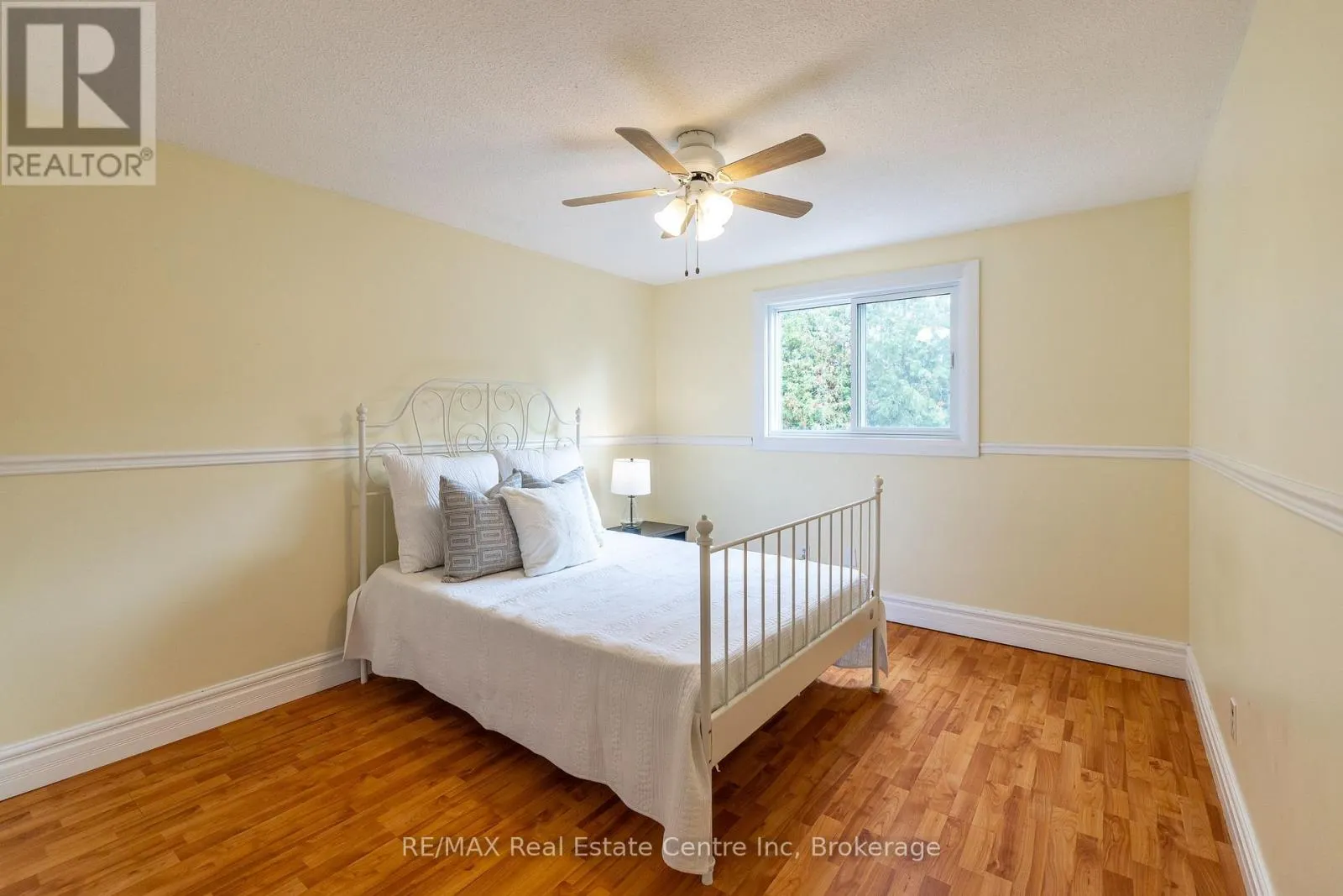 34 WOODRIDGE DRIVE