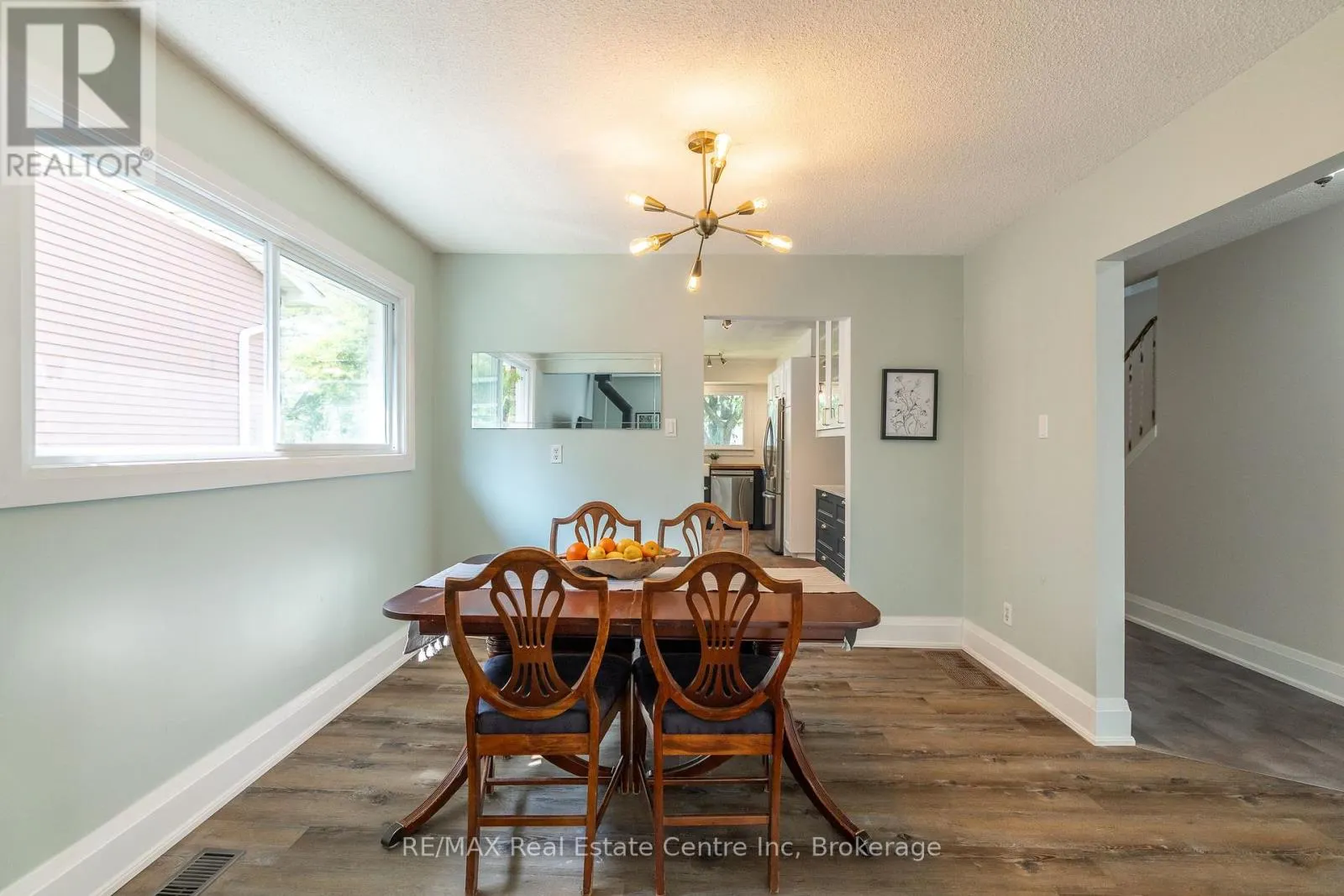 34 WOODRIDGE DRIVE