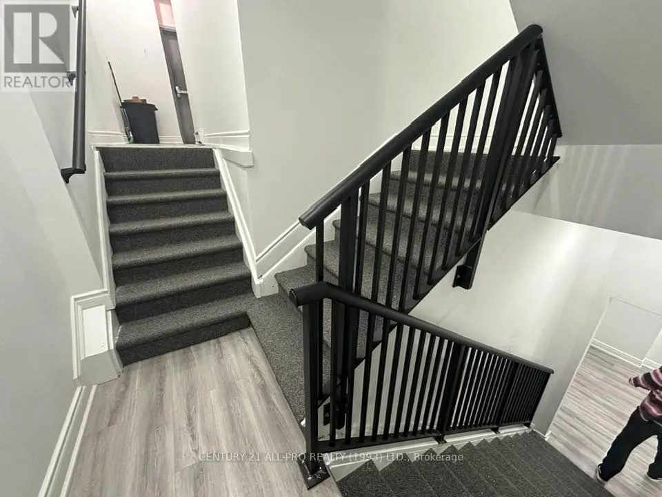 UNIT 3 - 82 KING STREET W, #Unit 3