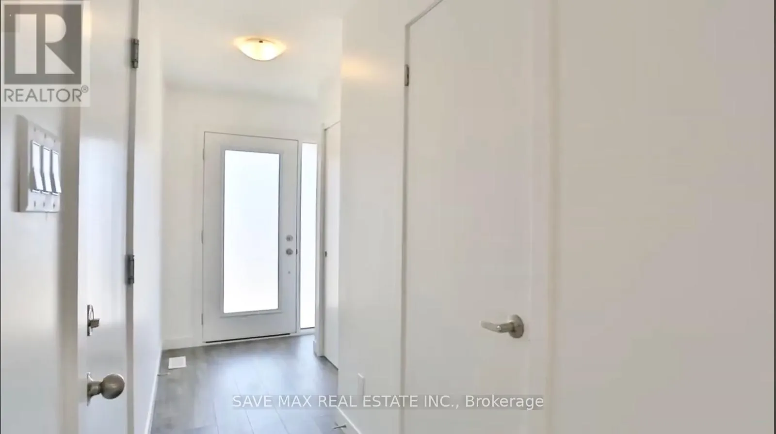 44 PONY WAY